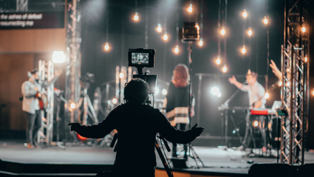ライブ配信をする現場