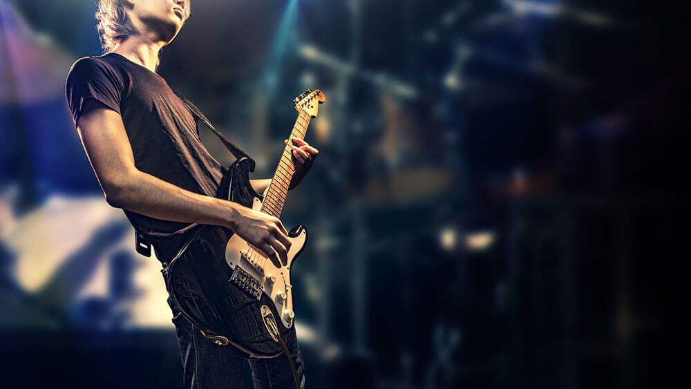 ライブをするミュージシャン(ギタリスト)