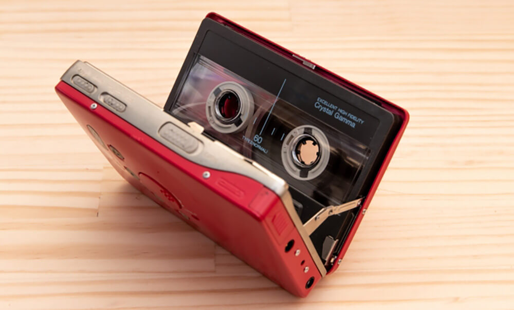 コンパクトなカセットプレーヤー