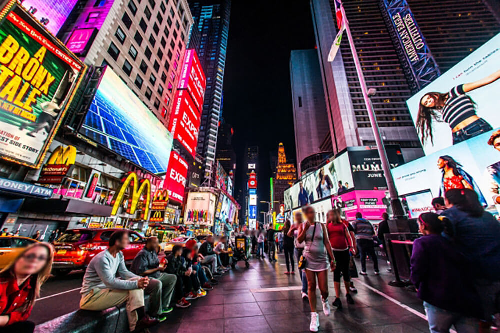 ニューヨーク タイムズスクエアの夜