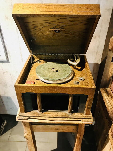 蓄音器（フォノグラフ）