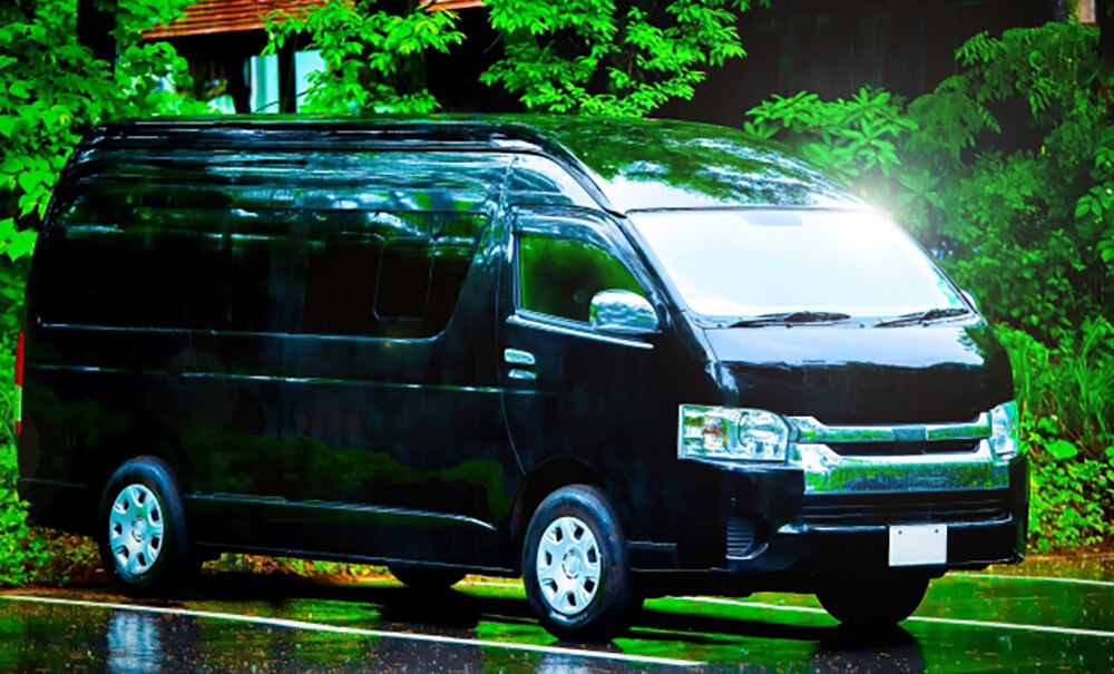 バンドの機材車